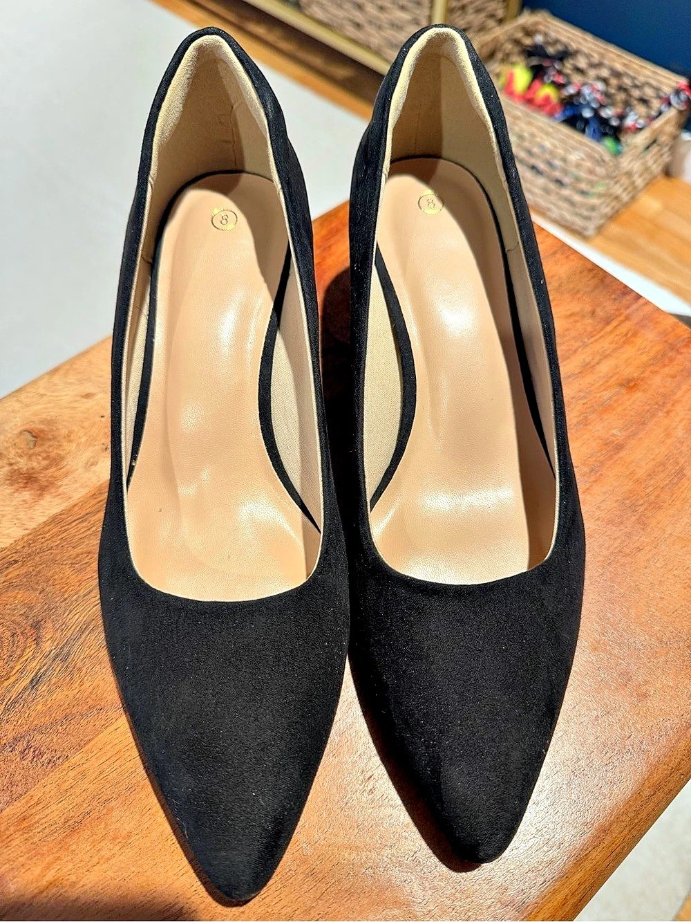 Black Pointed-Toe Heels US 8